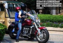 哈雷最新爆料新闻,揭秘明星私生活与娱乐圈幕后真相