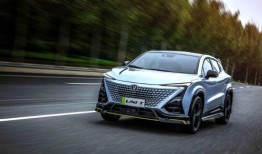 univ运动版价格最新爆料,最新爆料揭示性价比之王