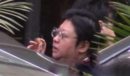 韩红抽雪茄爆料视频大全,揭秘明星私生活瞬间