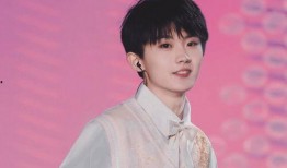 马嘉祺真实爆料视频下载,真实生活与舞台形象的巨大反差